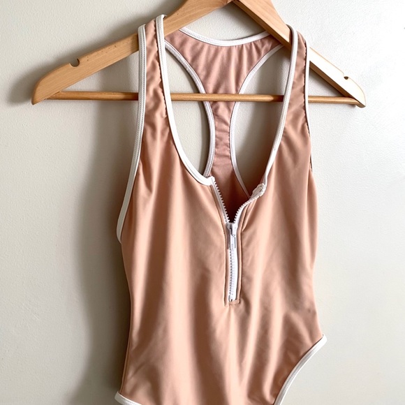 NWOT Razorback Swimsuit - Picture 12 of 14